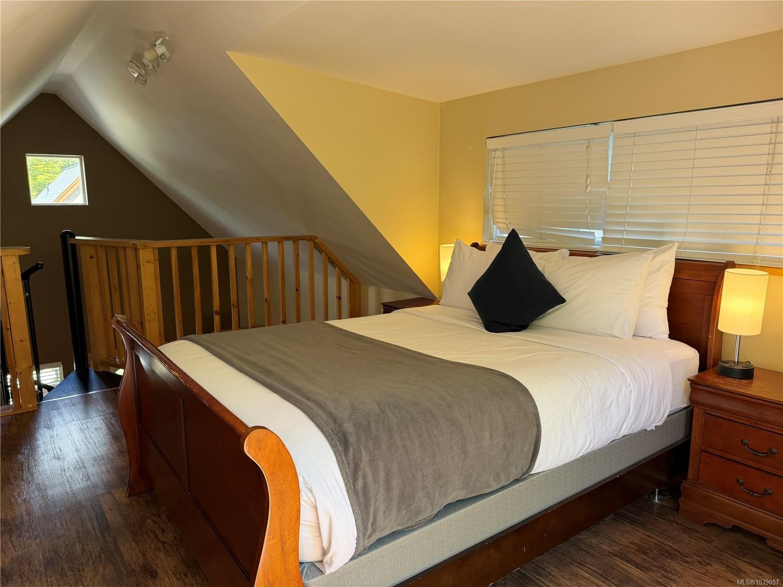 #5-1028 Tyee Terr, Ucluelet, BC