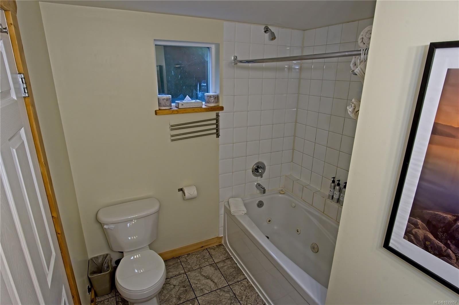 #5-1028 Tyee Terr, Ucluelet, BC