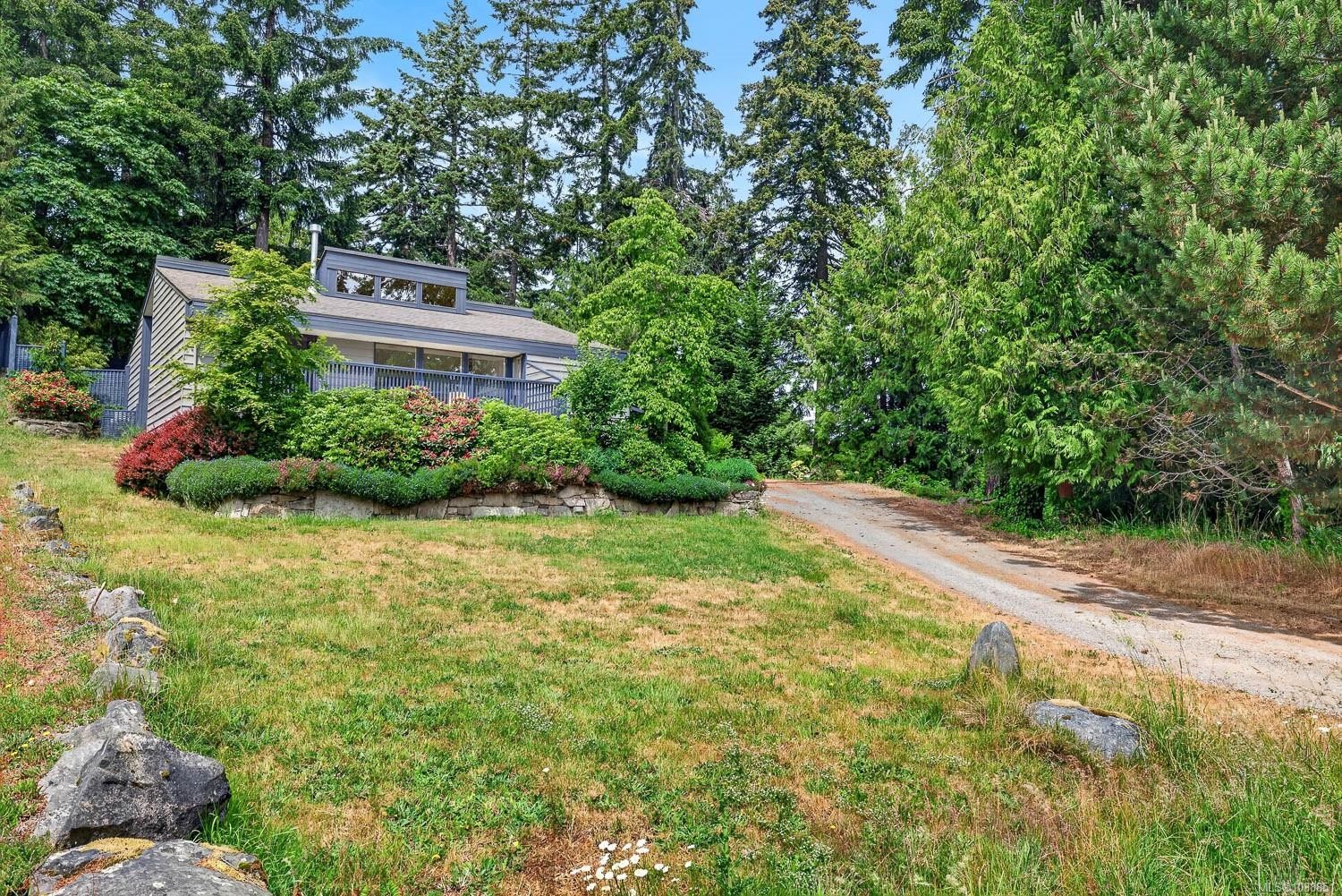 102 Village Terr, Salt Spring, BC