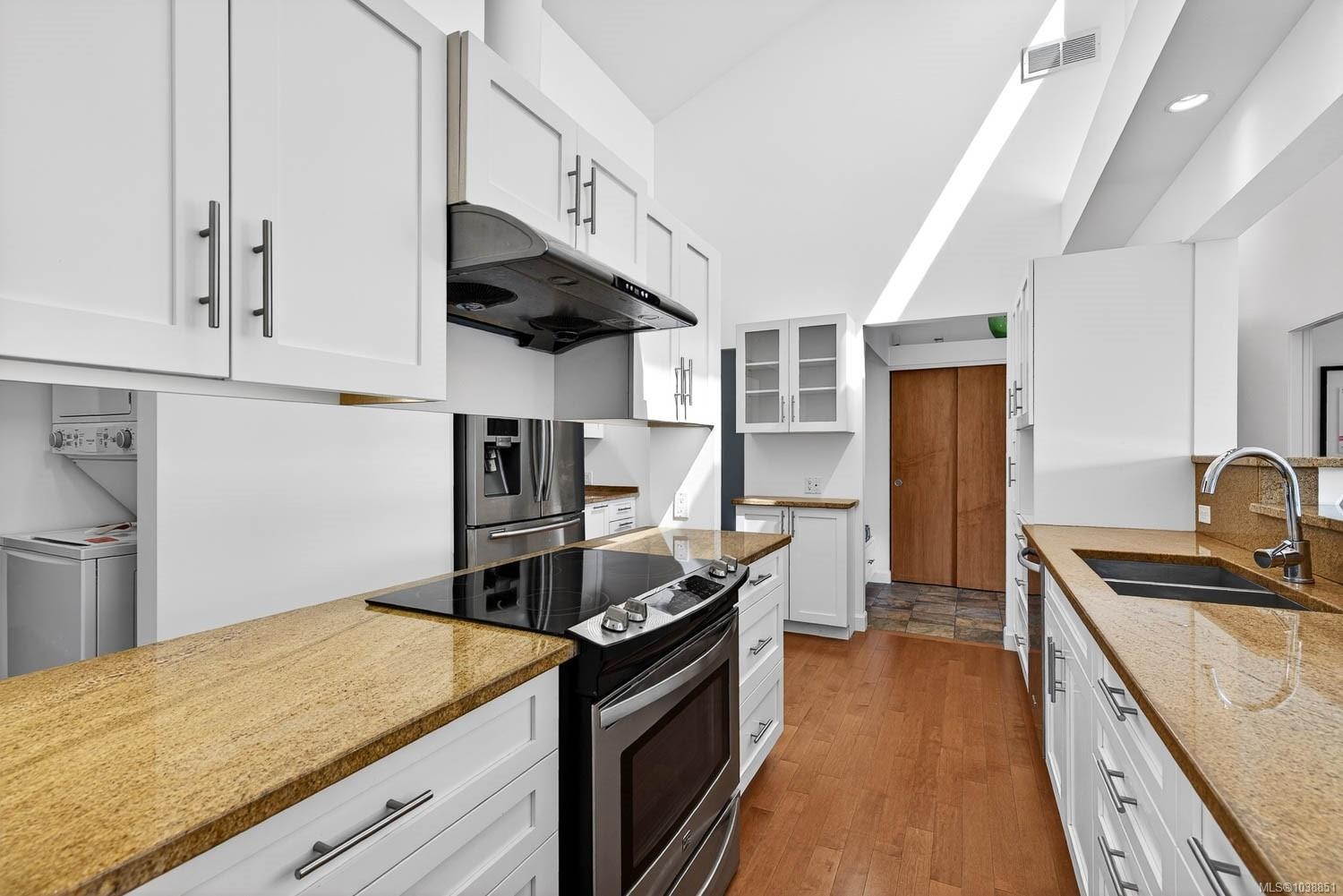 102 Village Terr, Salt Spring, BC