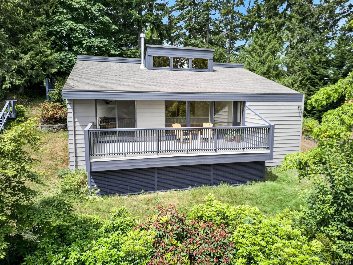 102 Village Terr, Salt Spring, BC