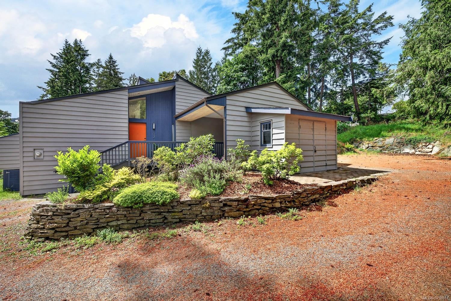 102 Village Terr, Salt Spring, BC