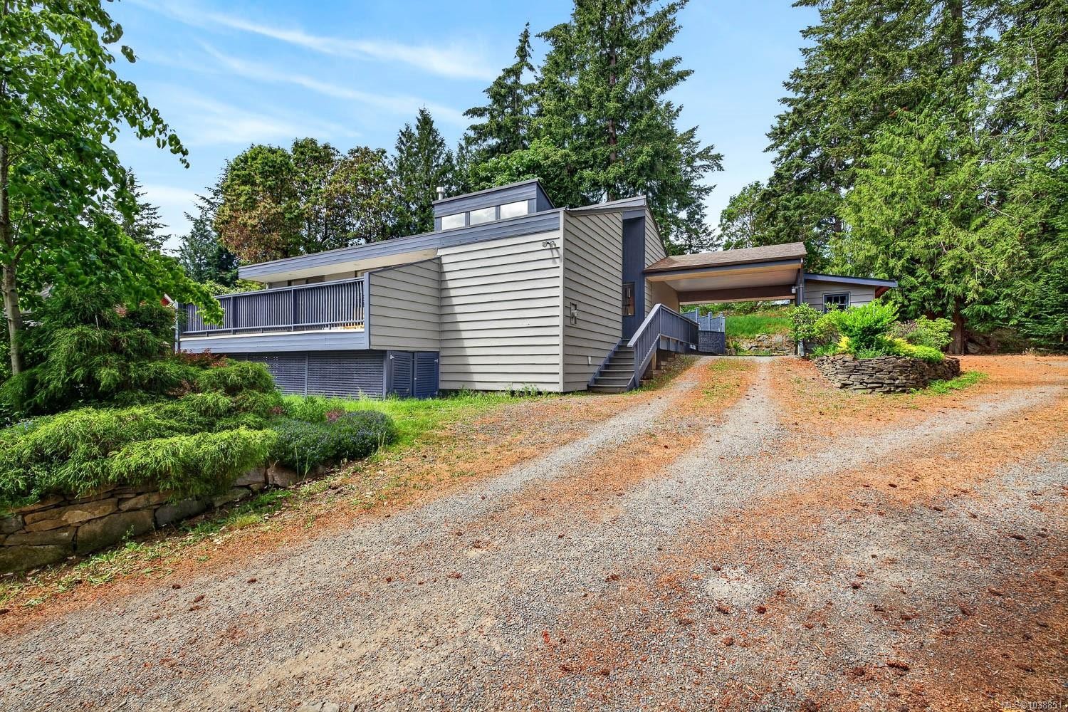 102 Village Terr, Salt Spring, BC