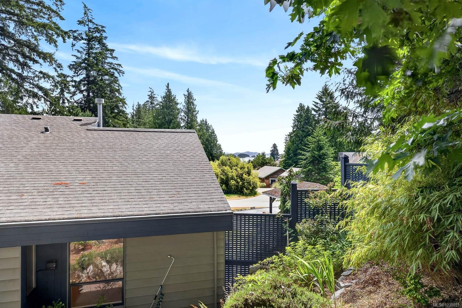 102 Village Terr, Salt Spring, BC