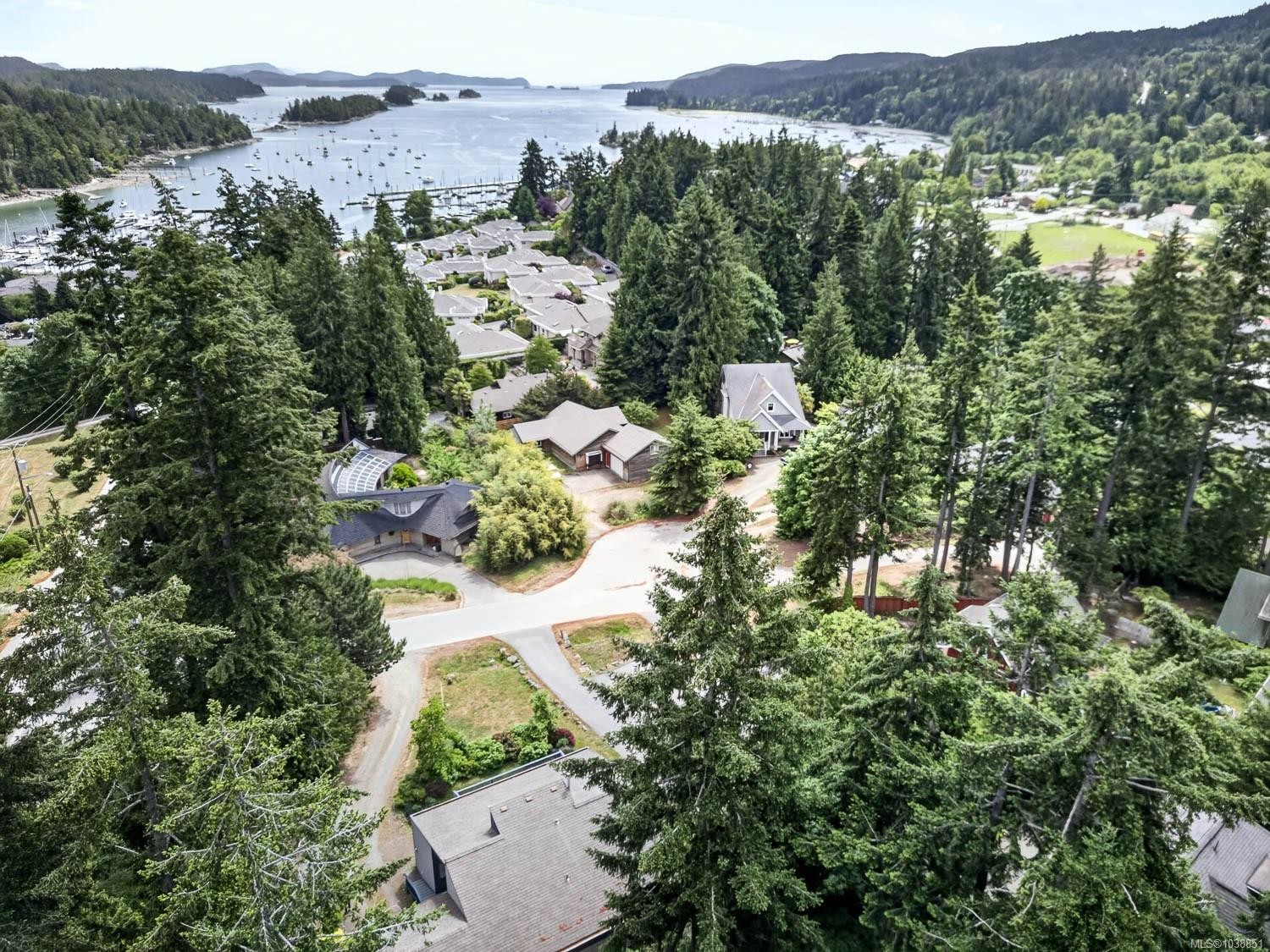 102 Village Terr, Salt Spring, BC