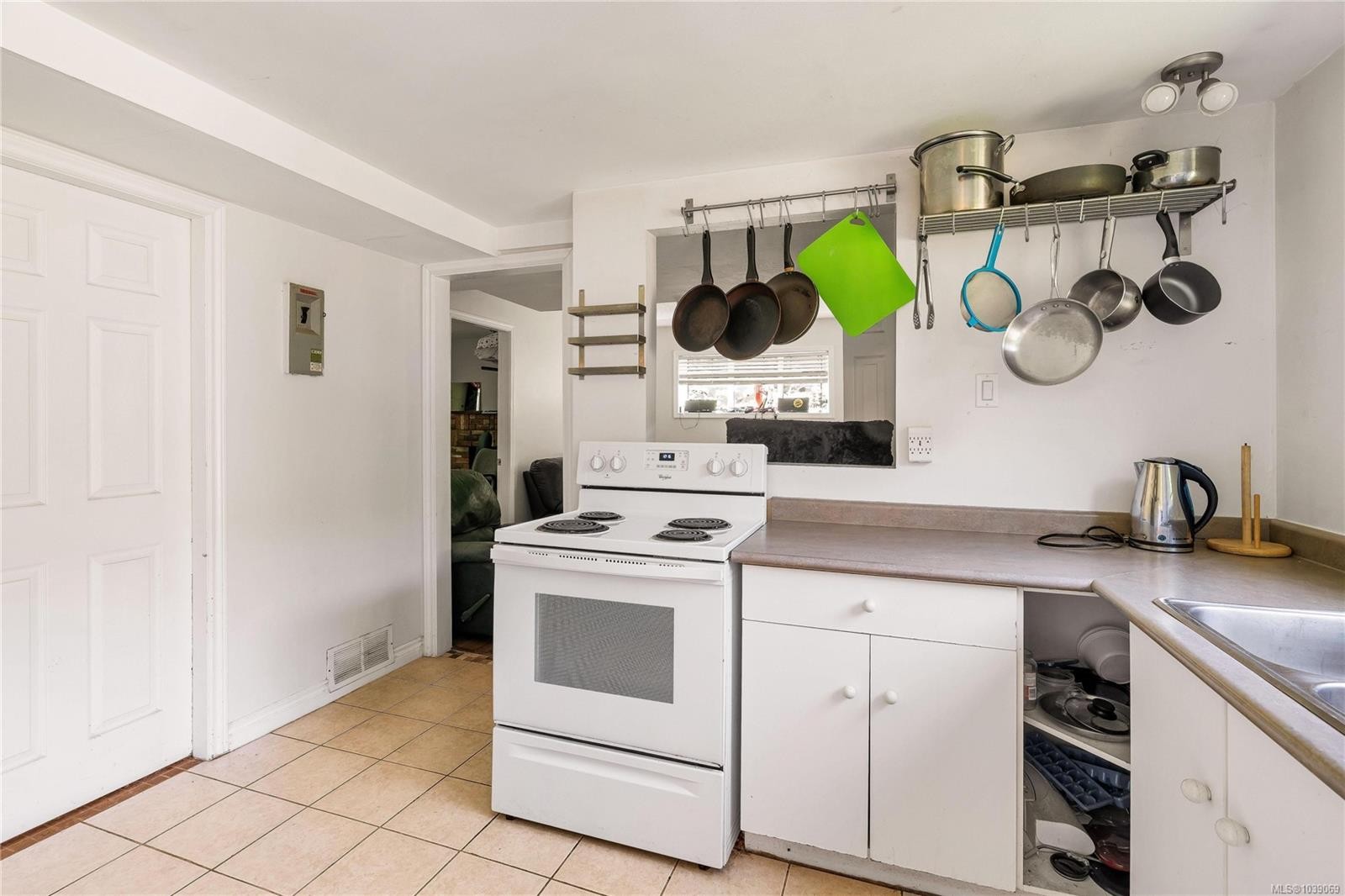 4094 Dawnview Cres, Saanich, BC