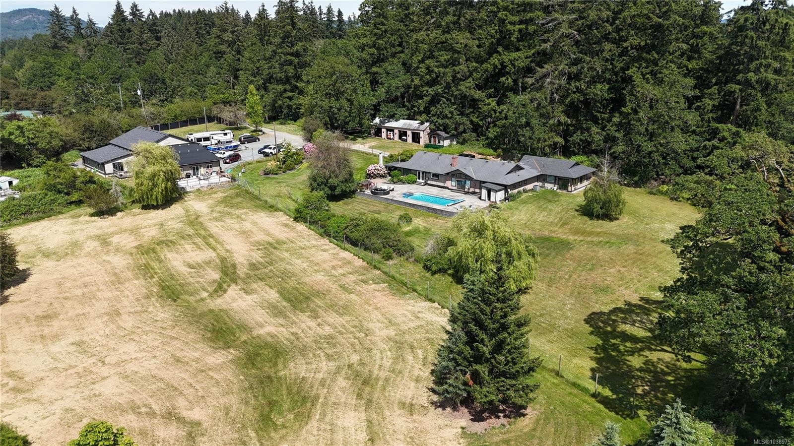 2440 Roome Rd, Duncan, BC