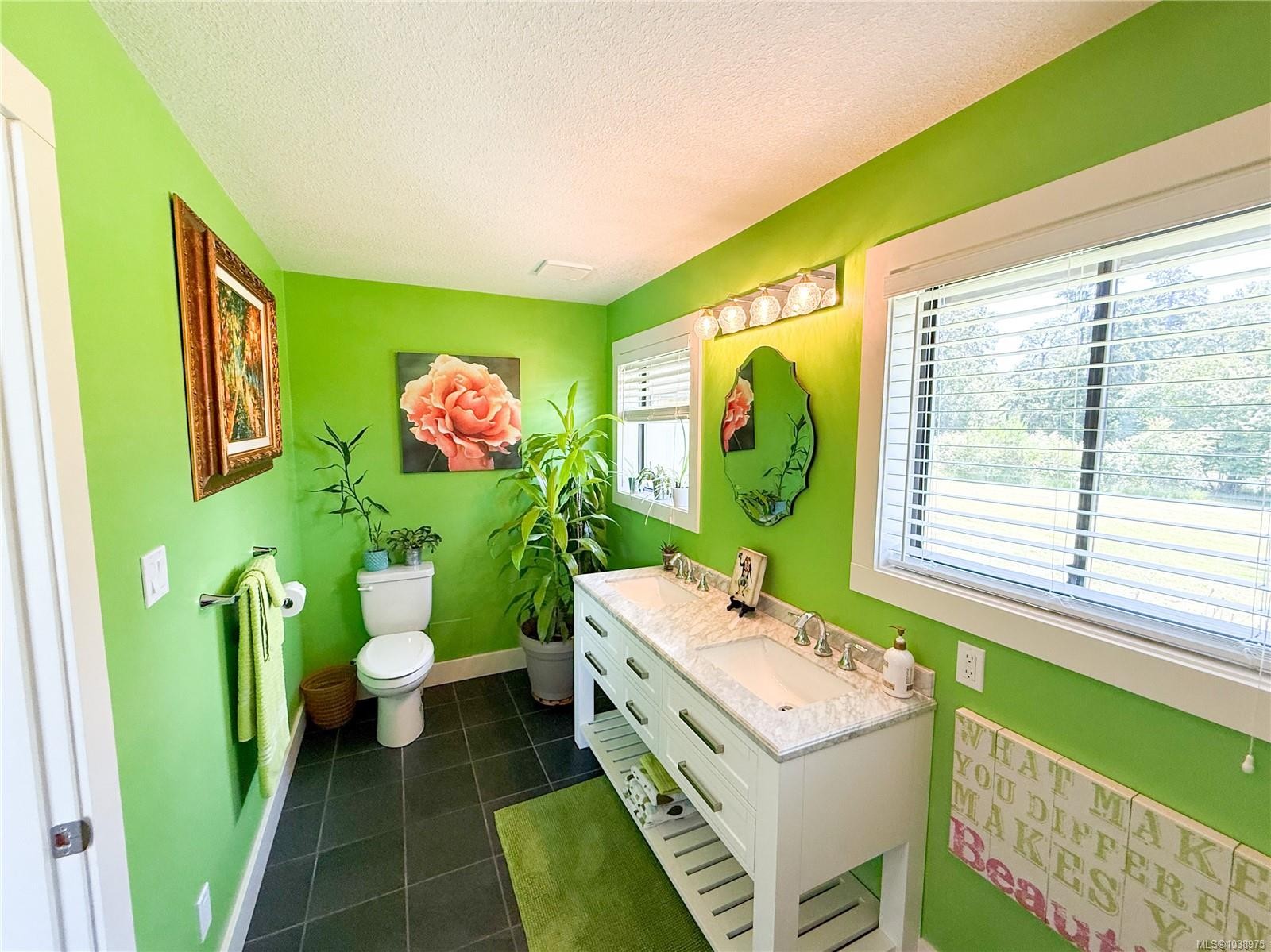 2440 Roome Rd, Duncan, BC