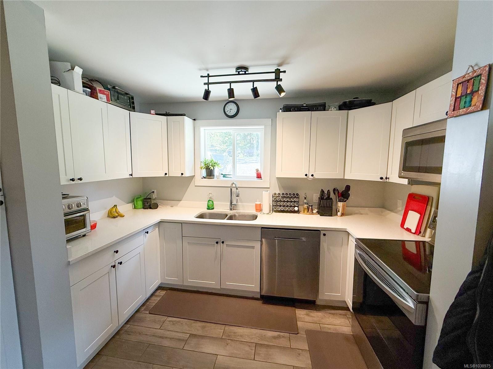 2440 Roome Rd, Duncan, BC