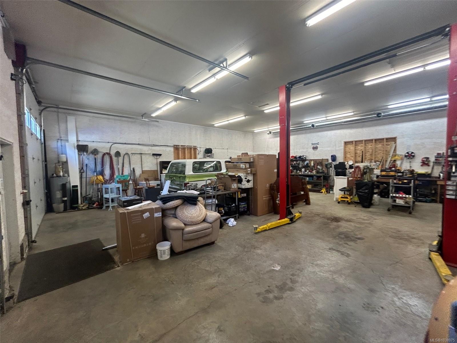 2440 Roome Rd, Duncan, BC