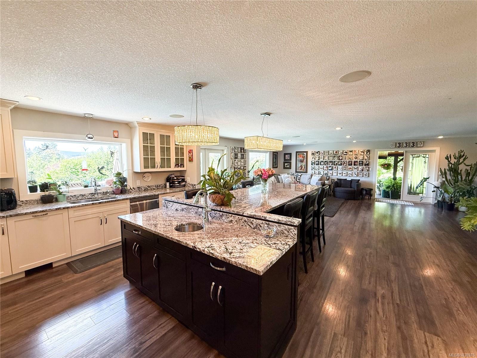 2440 Roome Rd, Duncan, BC