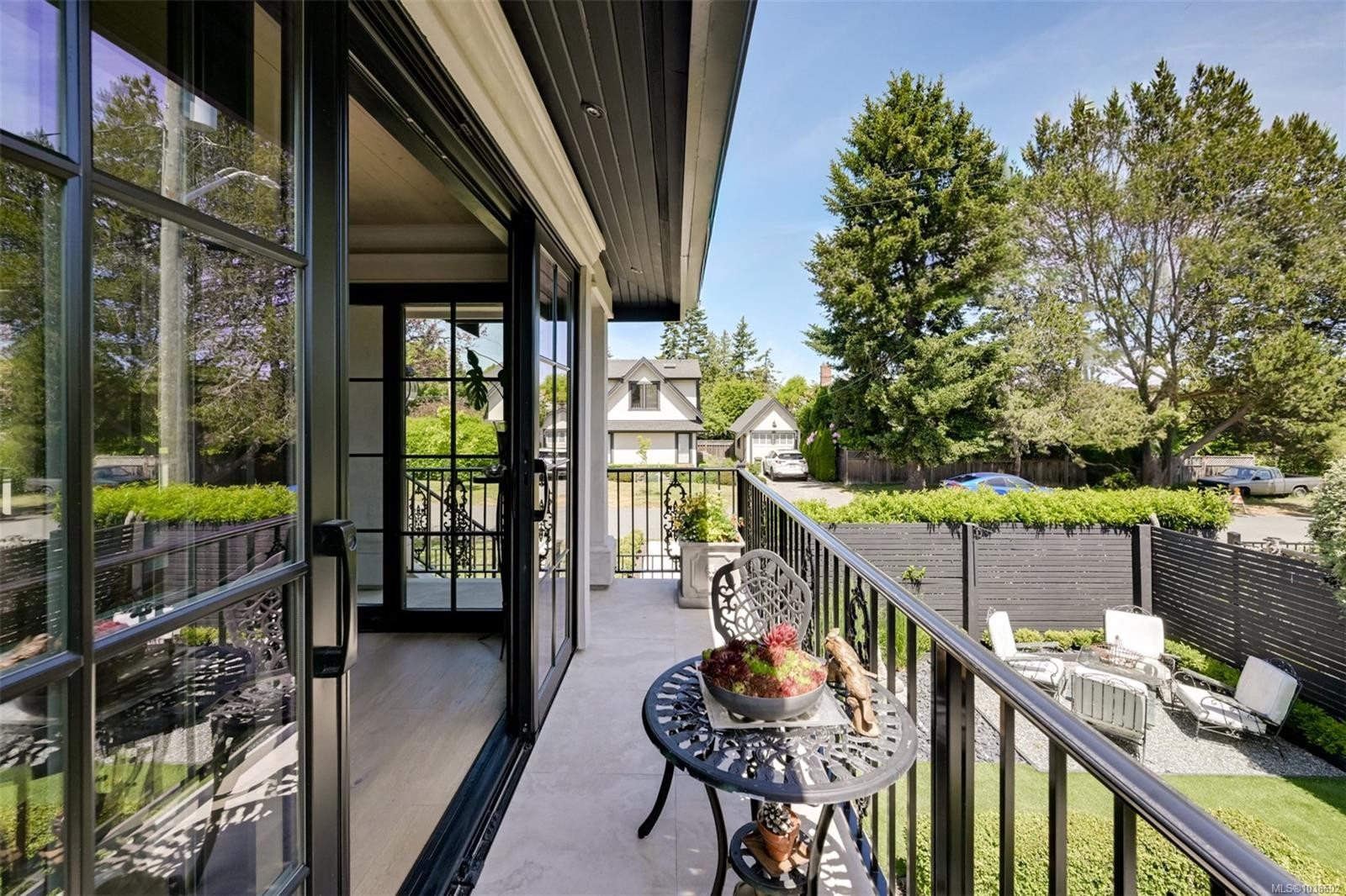 867 Victoria Ave, Oak Bay, BC