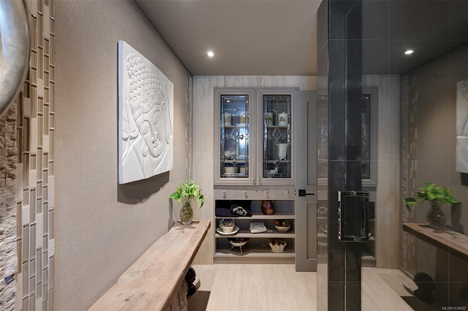 867 Victoria Ave, Oak Bay, BC