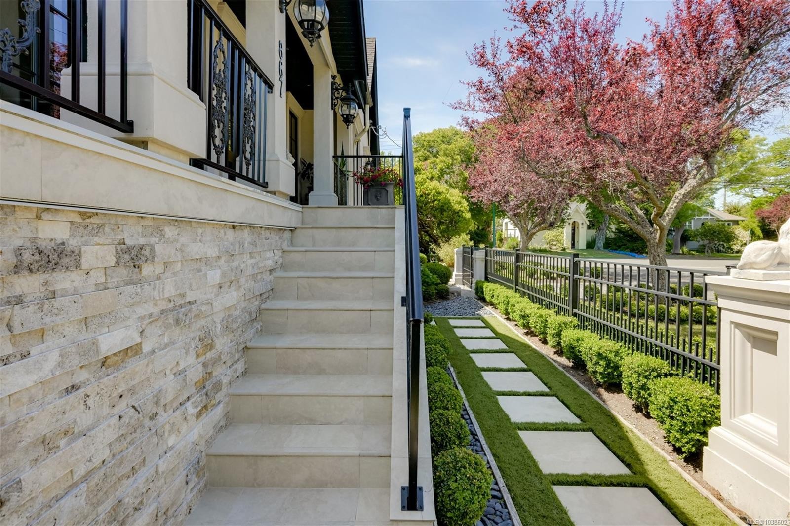 867 Victoria Ave, Oak Bay, BC
