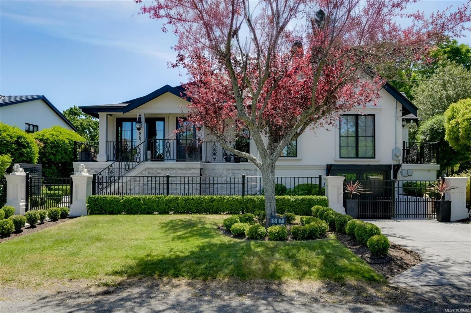 867 Victoria Ave, Oak Bay, BC