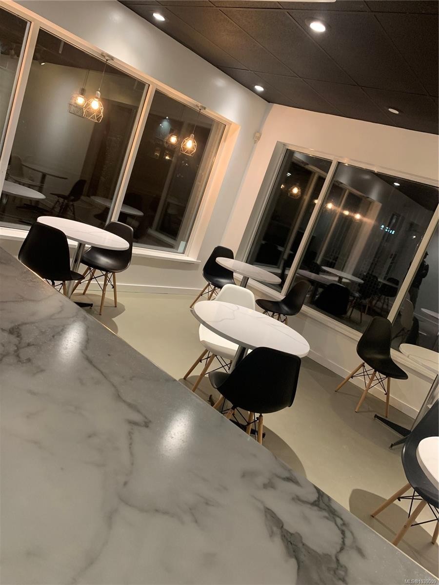 1610 Cook St, Victoria, BC