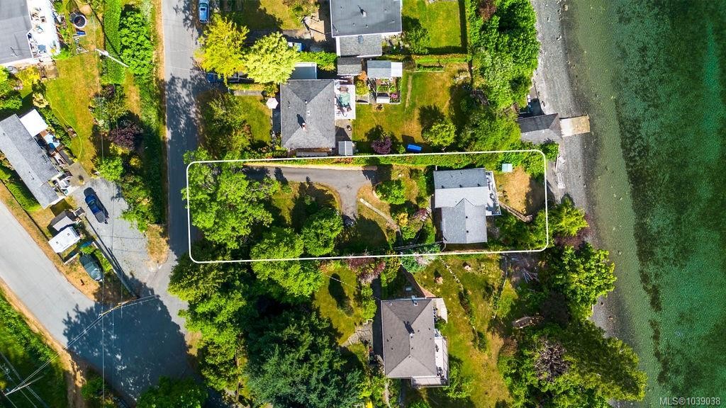 3677 Gardner Rd, Saltair, BC