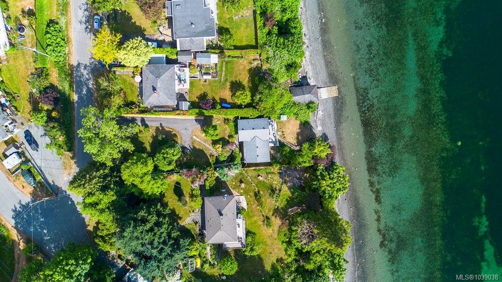 3677 Gardner Rd, Saltair, BC