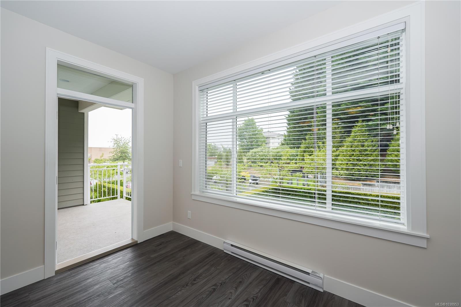 #203-4960 Songbird Pl, Nanaimo, BC
