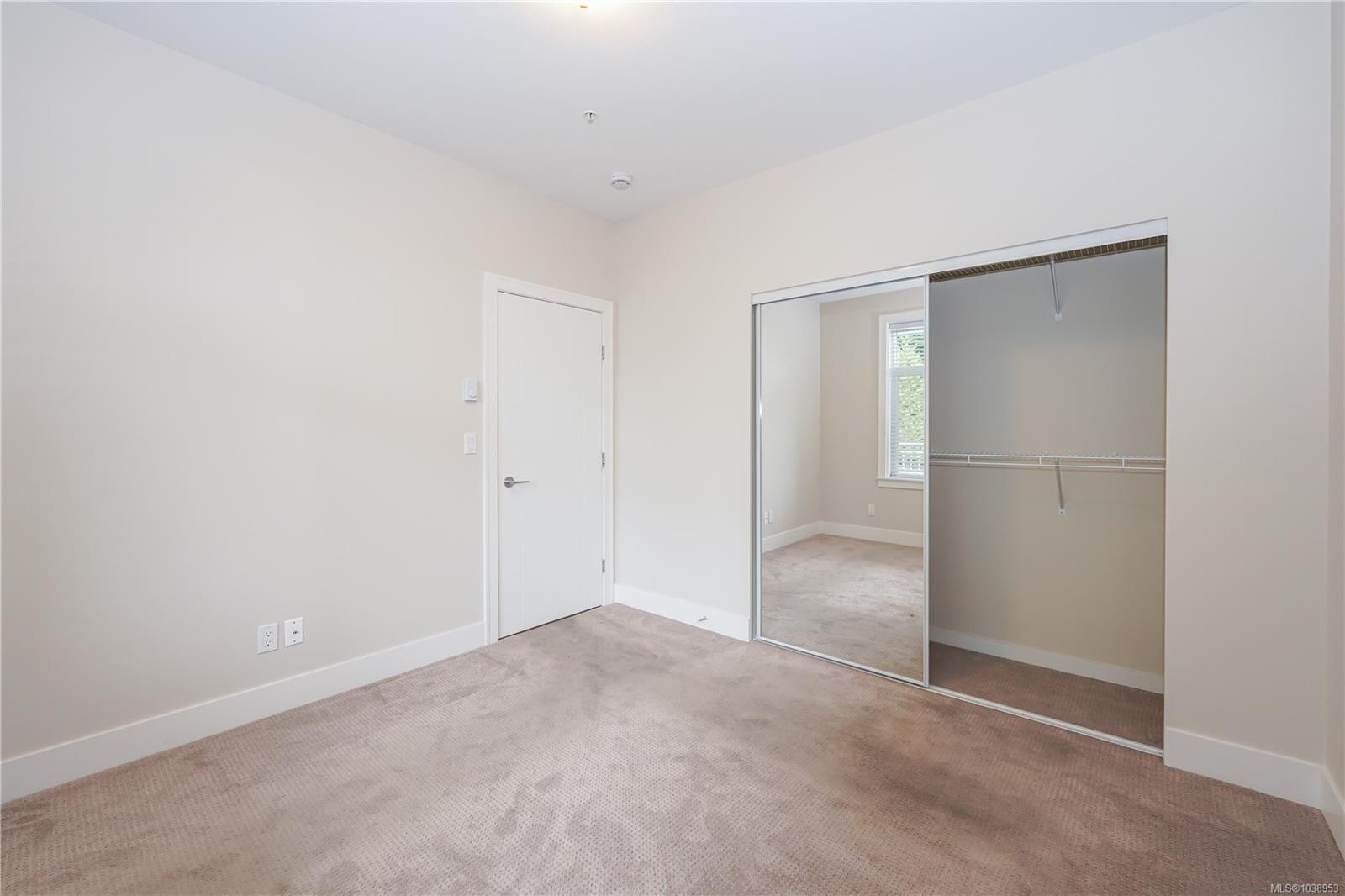 #203-4960 Songbird Pl, Nanaimo, BC