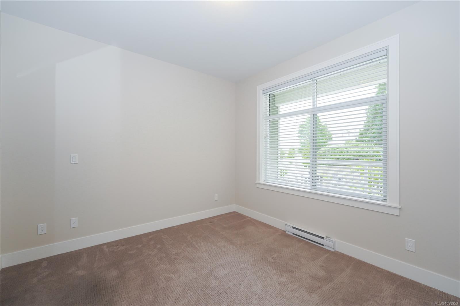 #203-4960 Songbird Pl, Nanaimo, BC