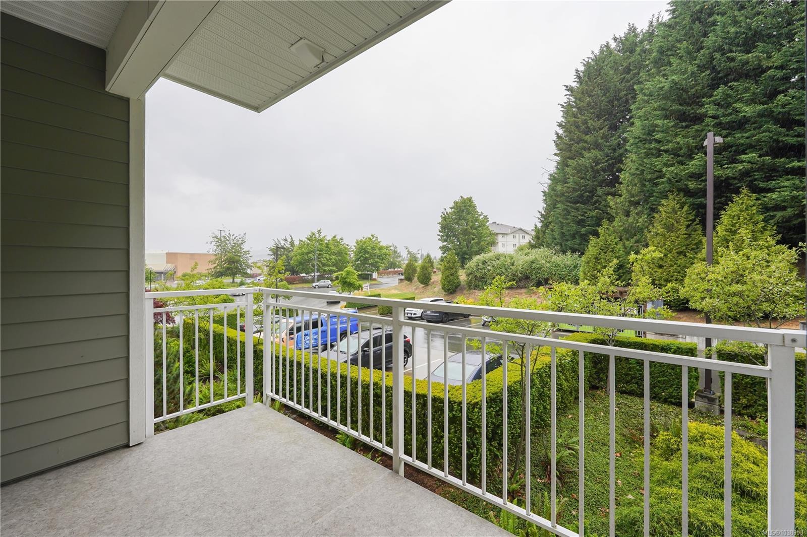 #203-4960 Songbird Pl, Nanaimo, BC