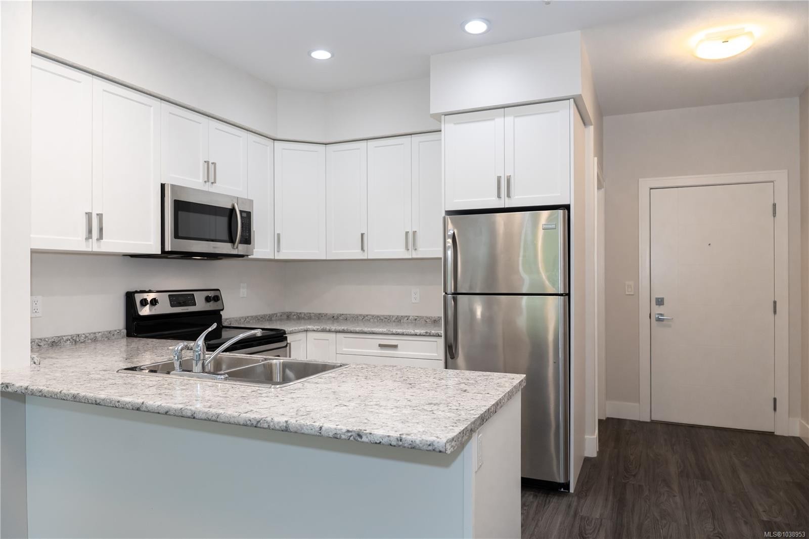 #203-4960 Songbird Pl, Nanaimo, BC