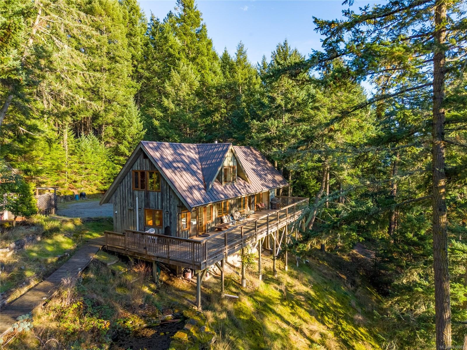 3350 Port Washington Rd, Pender Island, BC