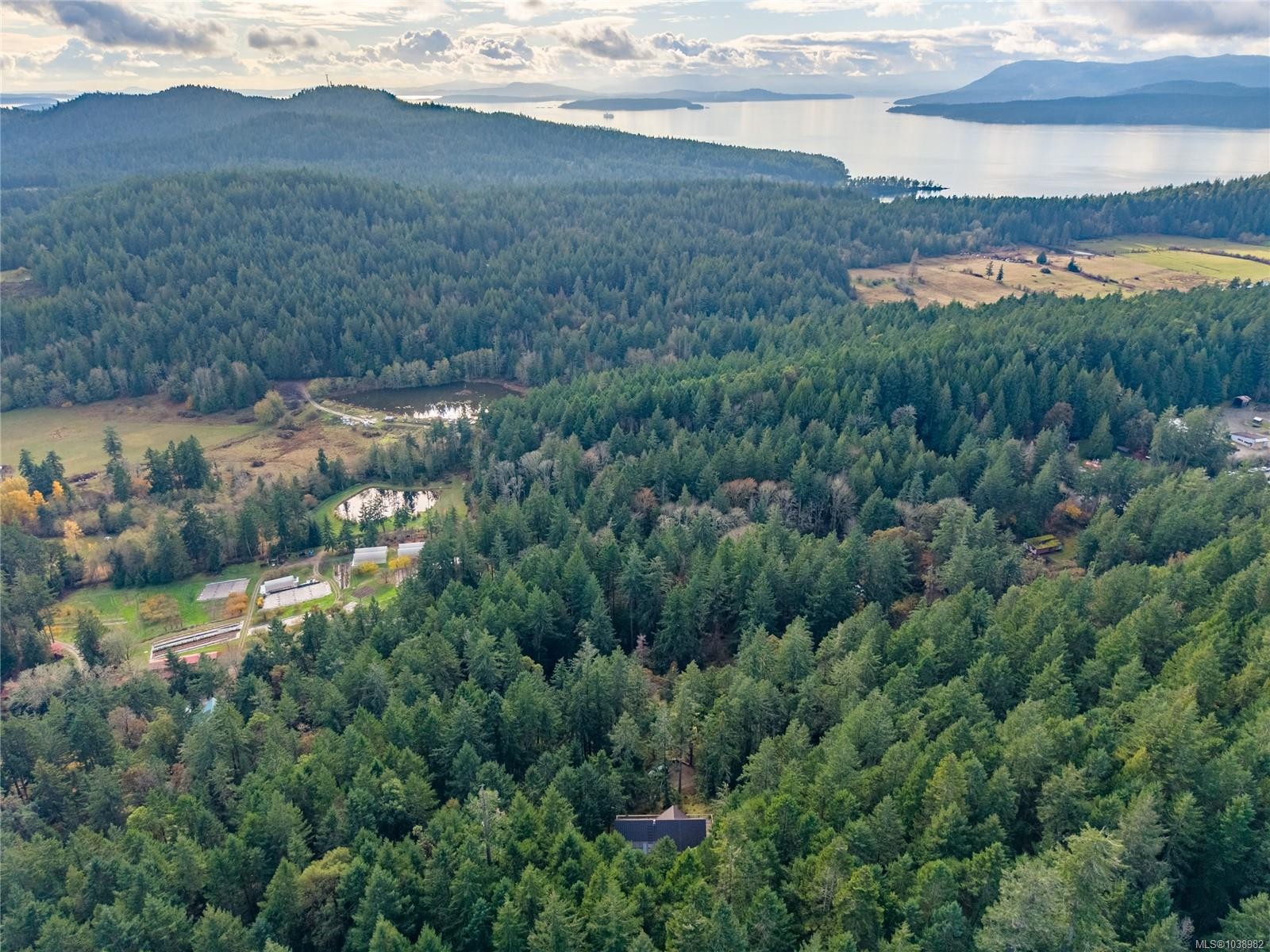 3350 Port Washington Rd, Pender Island, BC