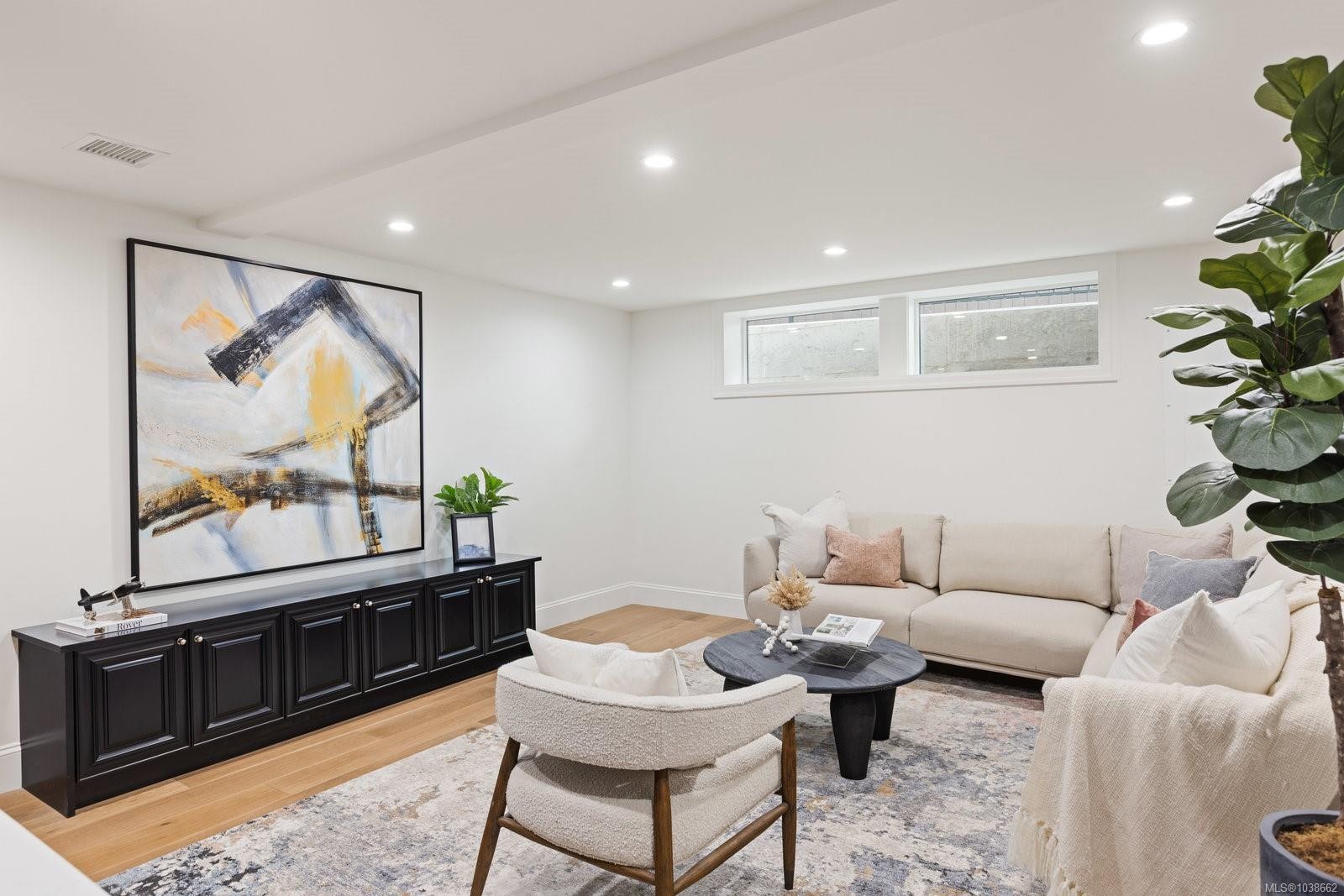 135 Passmore St, Victoria, BC