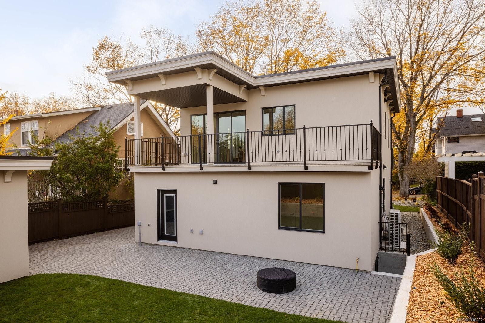 135 Passmore St, Victoria, BC