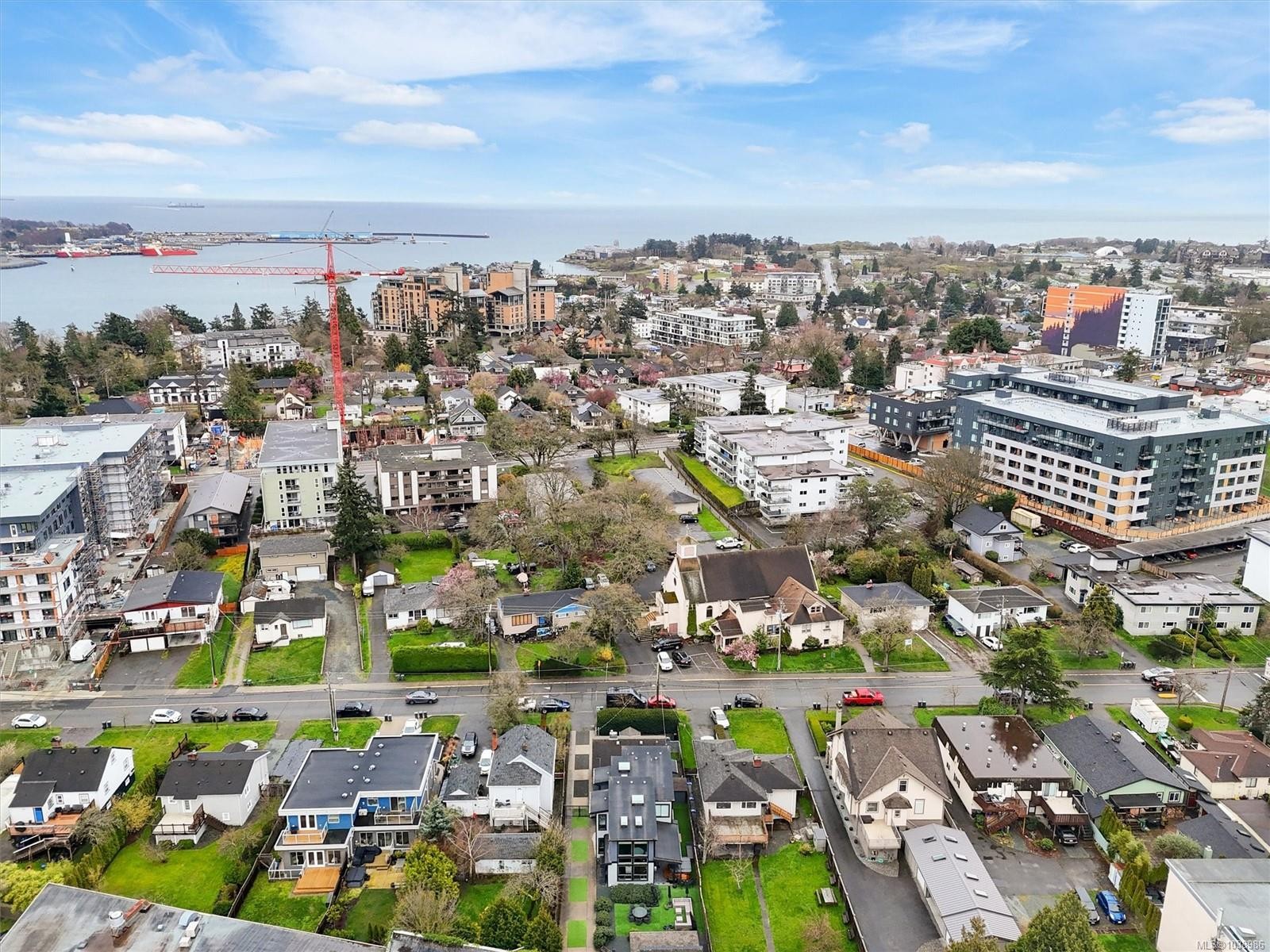 838 Old Esquimalt Rd, Esquimalt, BC