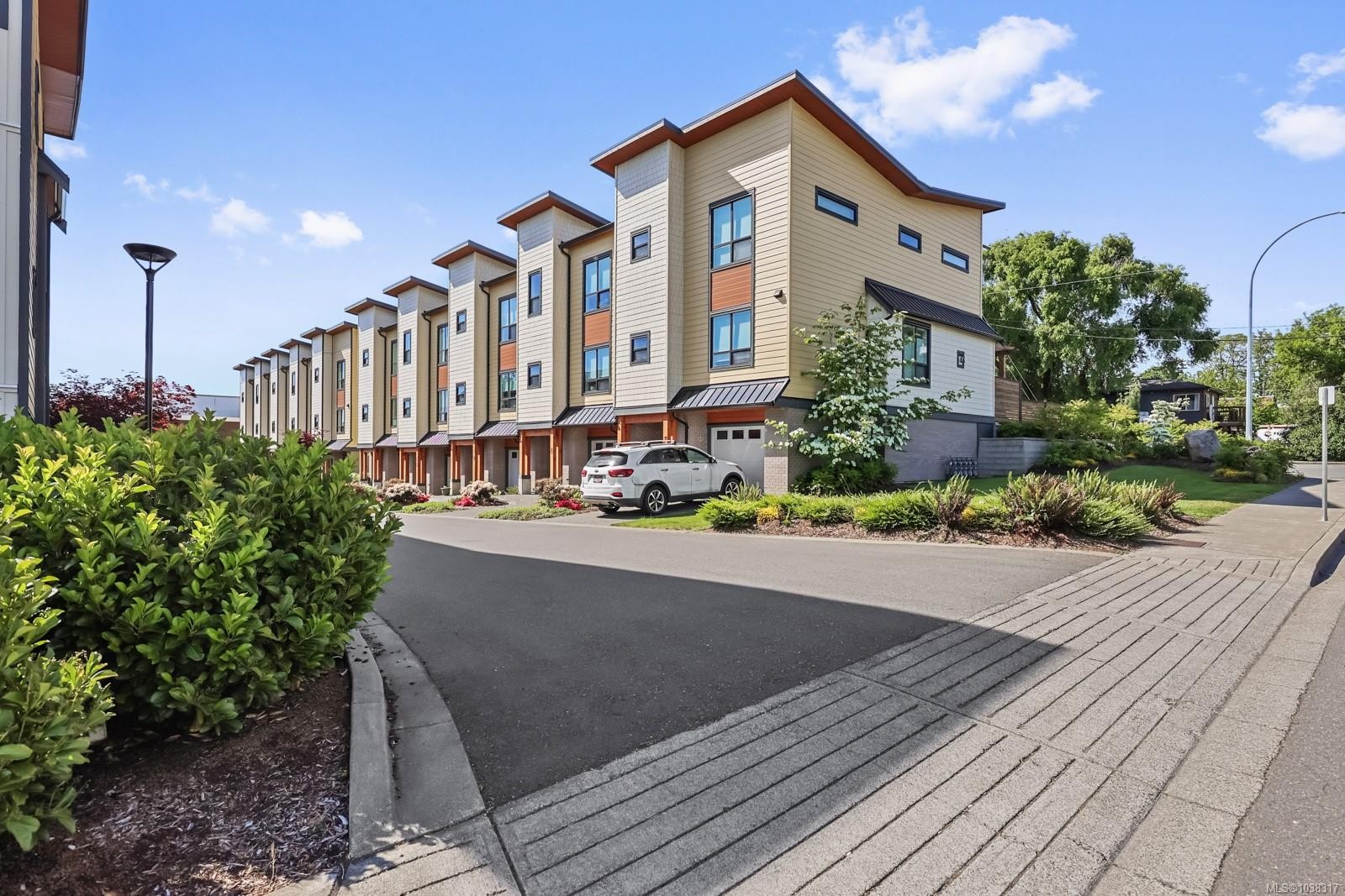 #9-356 14Th St, Courtenay, BC