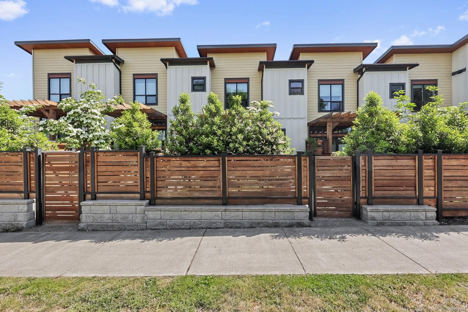 #9-356 14Th St, Courtenay, BC
