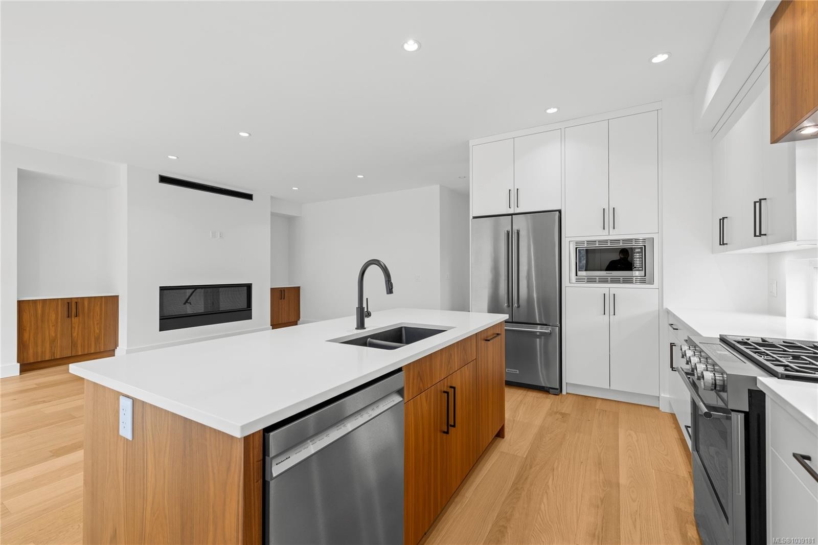 122 Bray Rd, Nanaimo, BC
