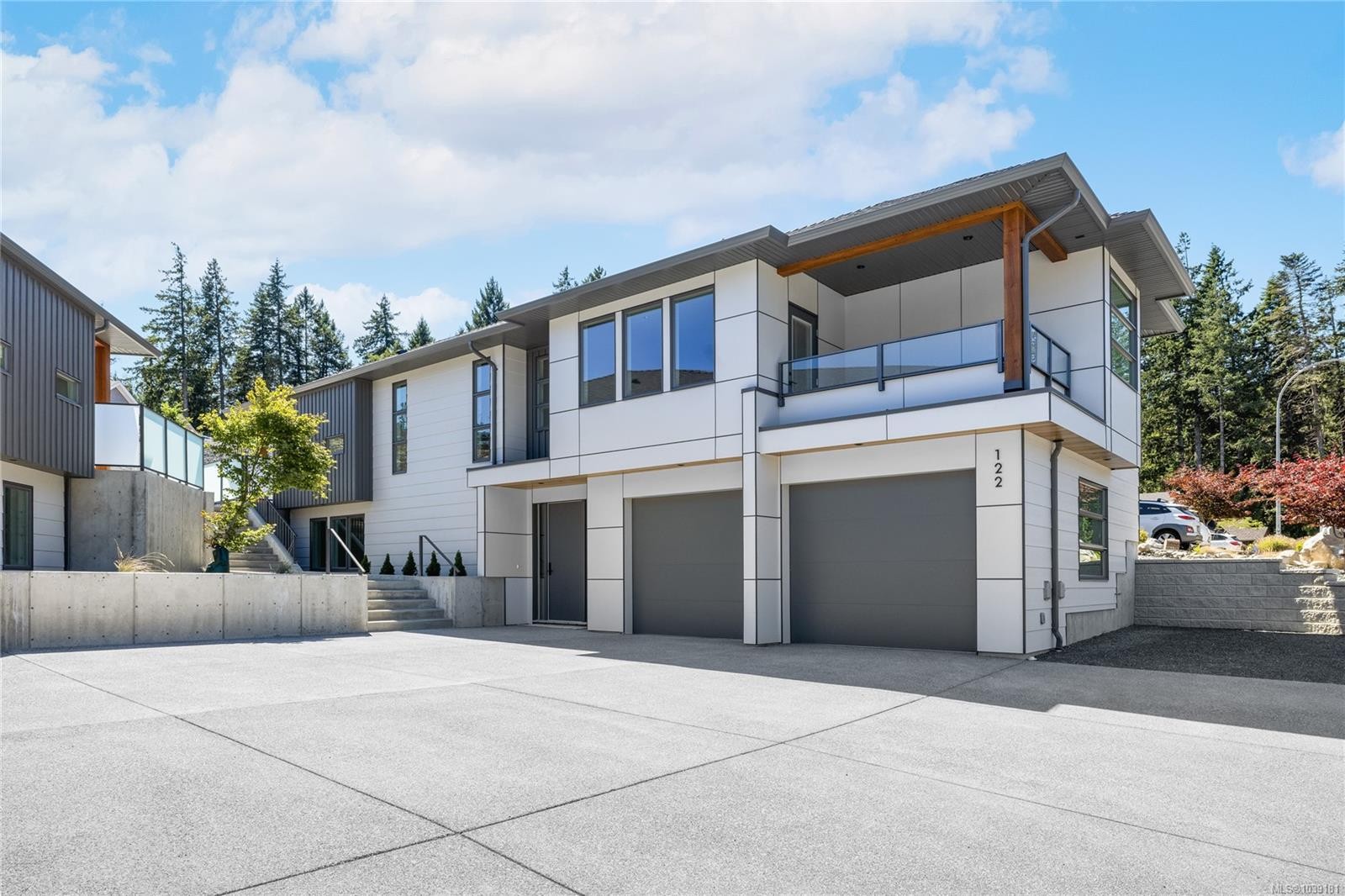 122 Bray Rd, Nanaimo, BC