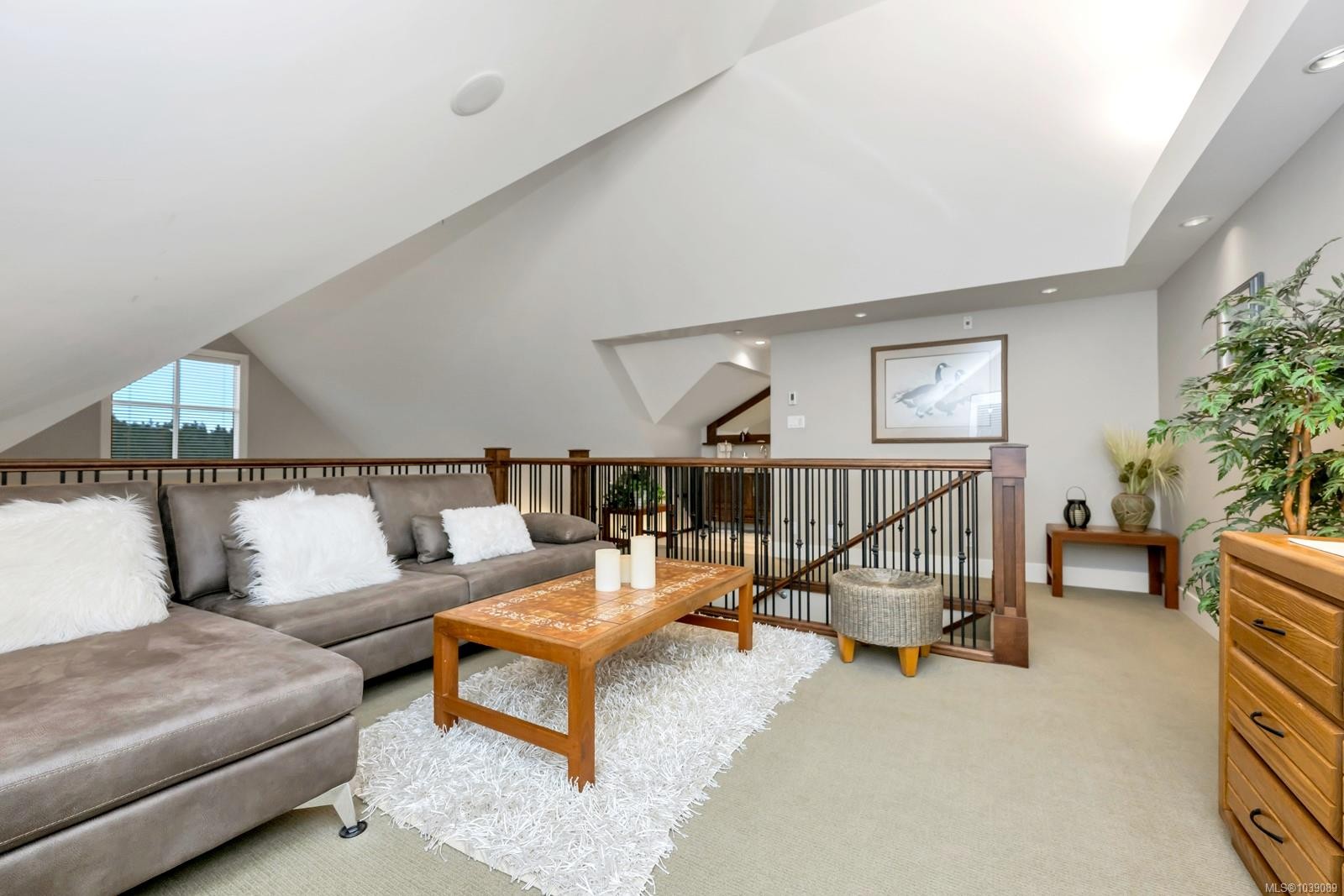 #802-1400 Lynburne Pl, Langford, BC