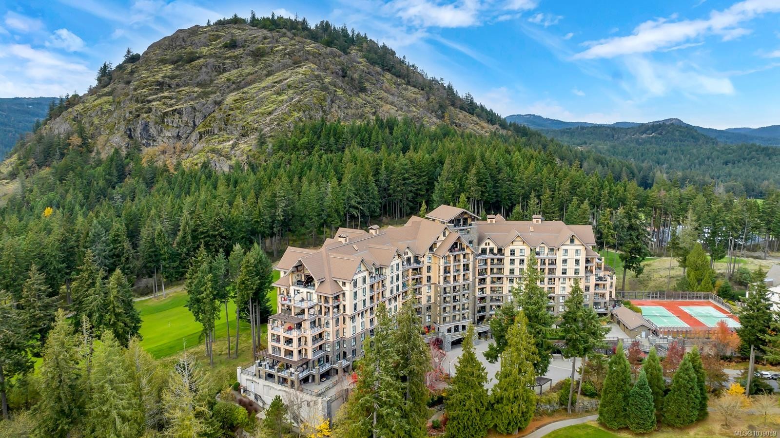 #802-1400 Lynburne Pl, Langford, BC