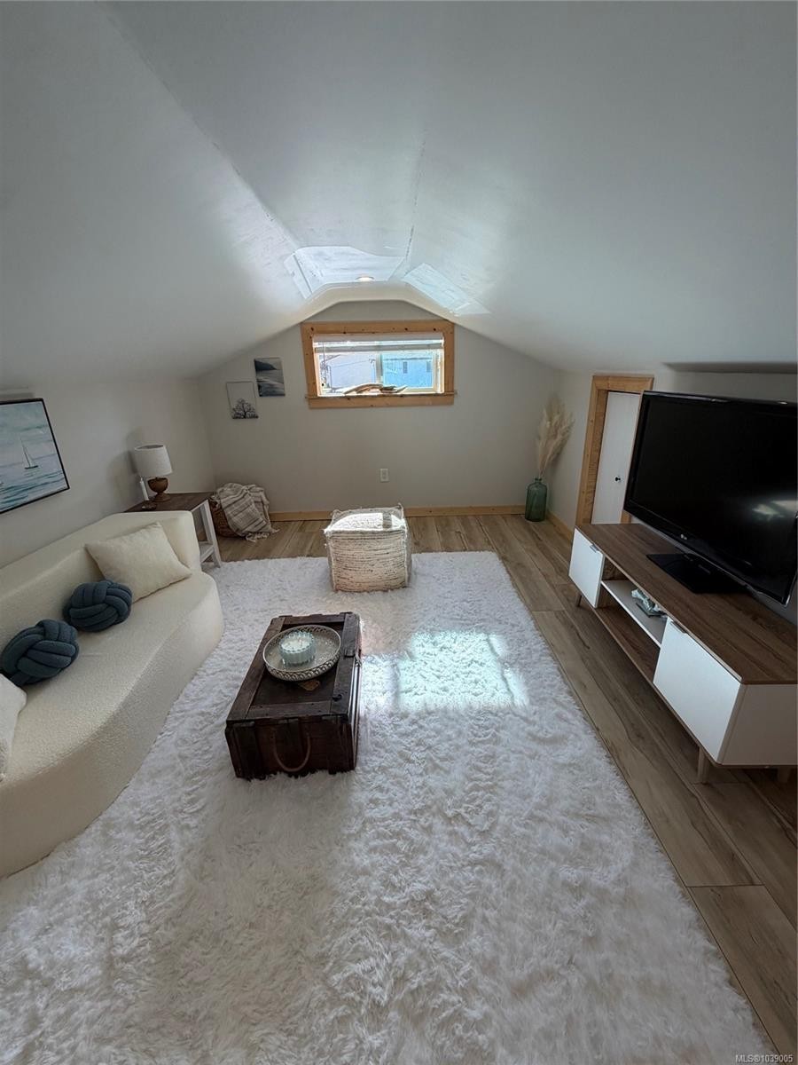 548 Nova St, Nanaimo, BC