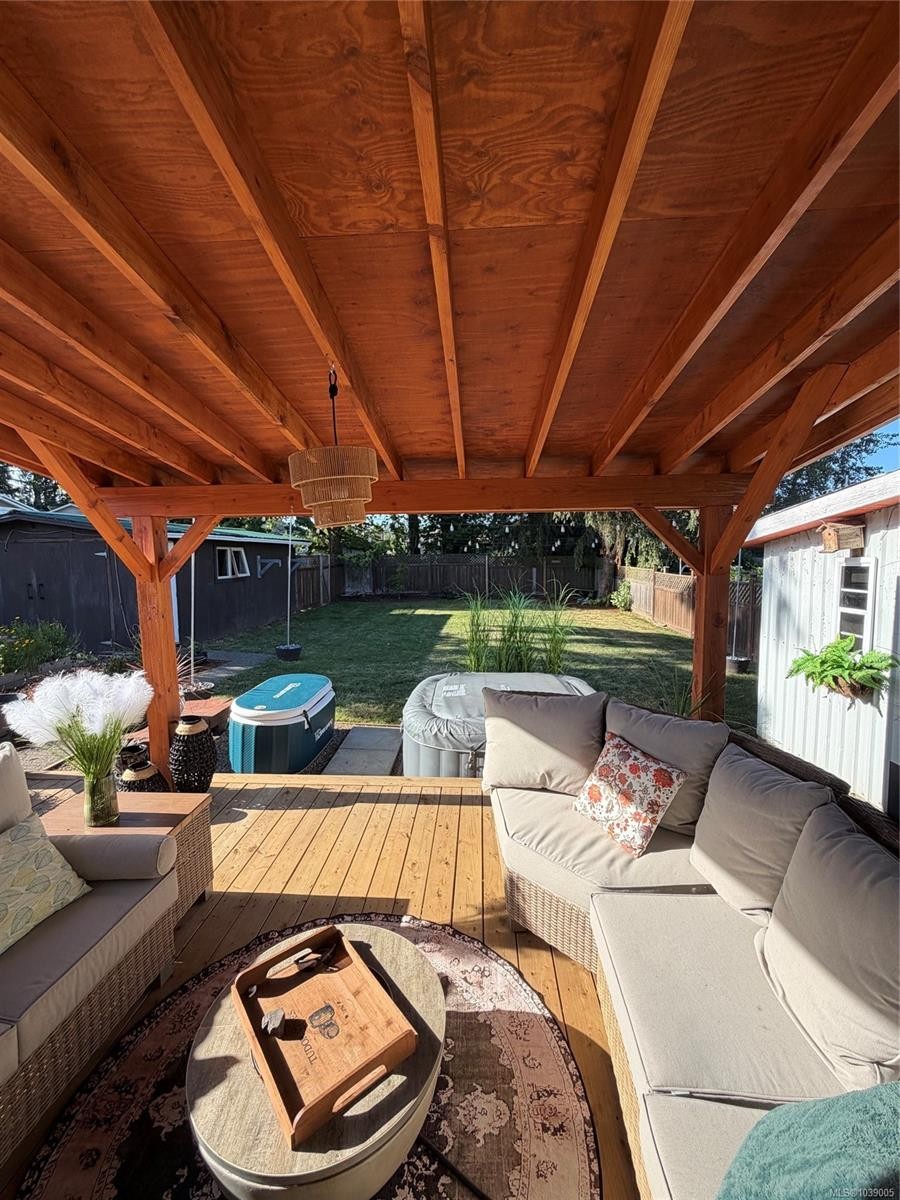 548 Nova St, Nanaimo, BC
