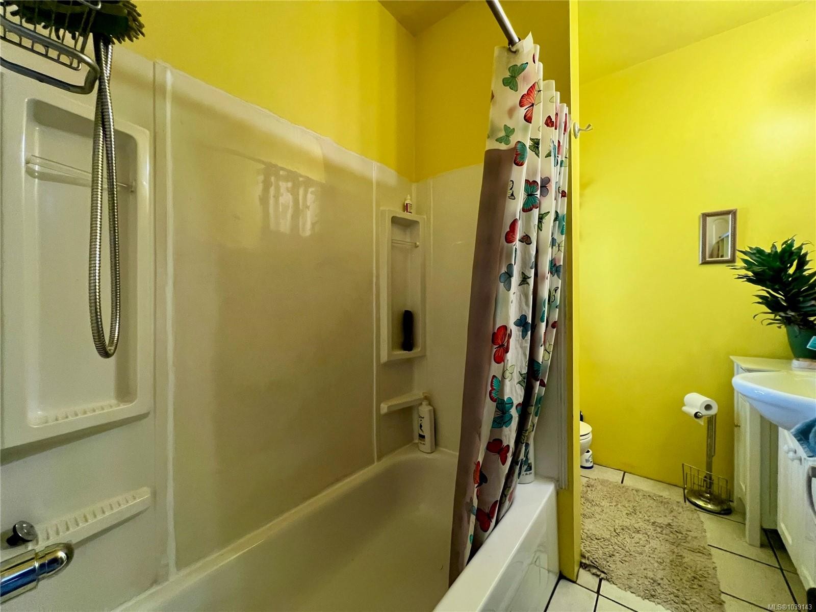 374 Nicol St, Nanaimo, BC