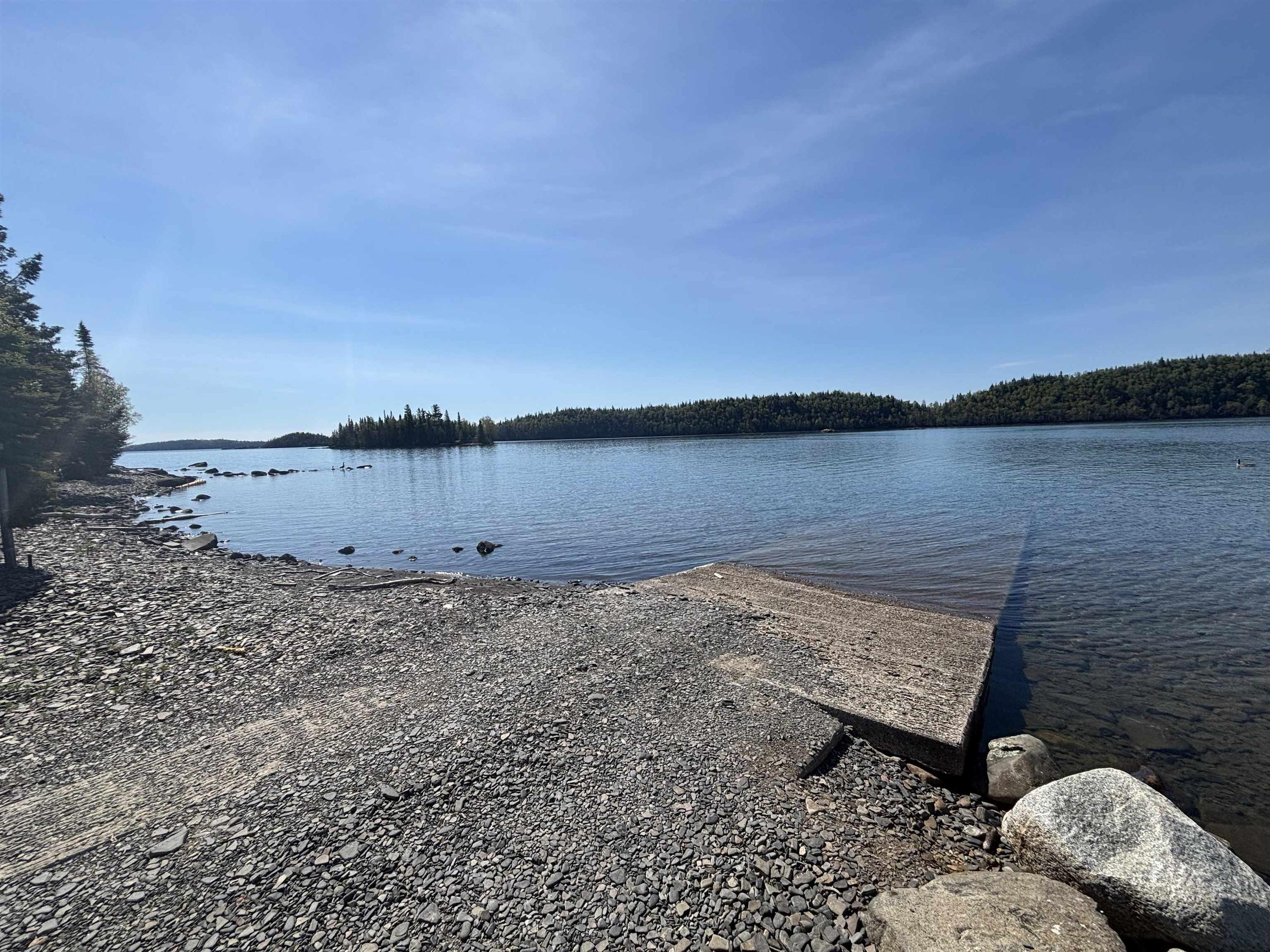 100 Lloyd Johnson Drive, Neebing, ON