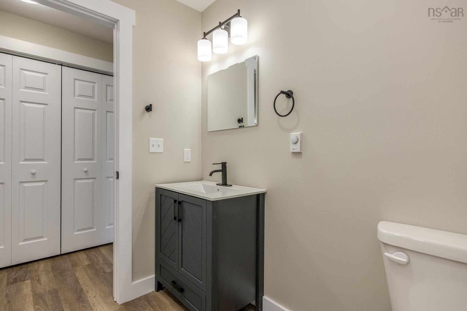 8622 201 Highway, Nictaux, NS - Indoor Photo Showing Bathroom