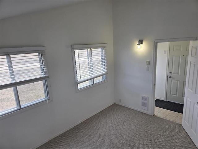 15 Middle Dr, Winnipeg Beach, MB