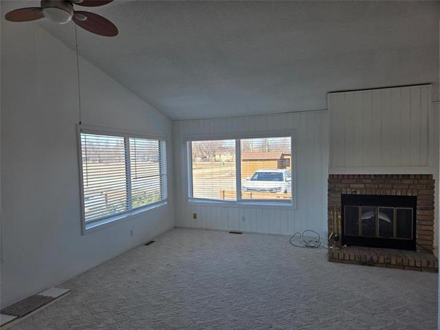 15 Middle Dr, Winnipeg Beach, MB