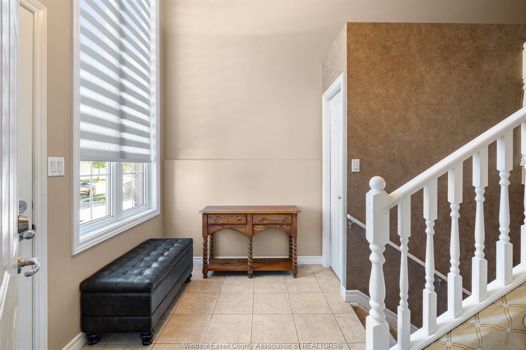 11827 Boulder Crescent, Windsor, ON