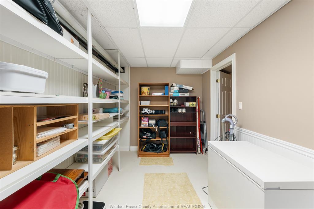 11827 Boulder Crescent, Windsor, ON