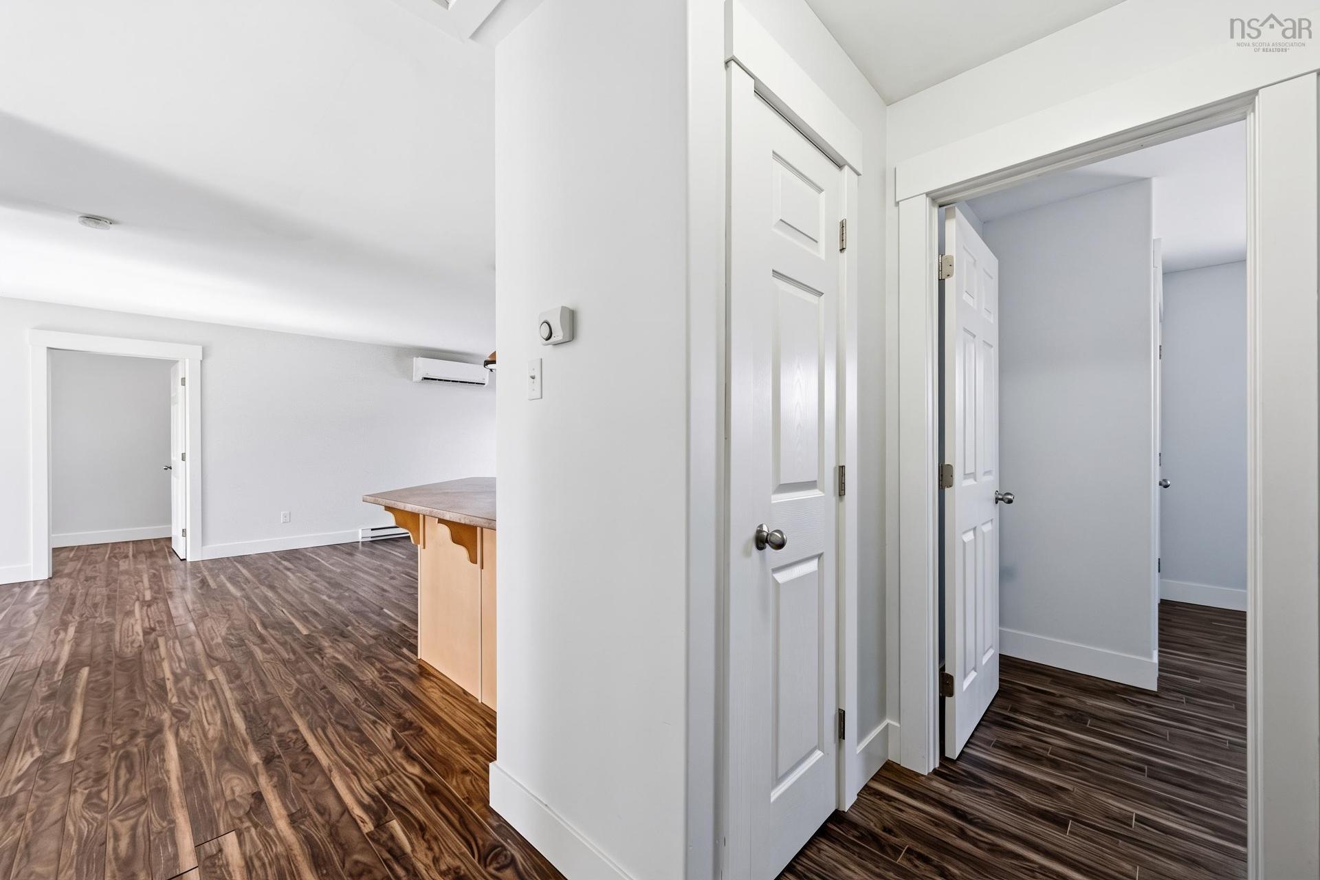 281 Heselton Drive, Ostrea Lake, NS - Indoor Photo Showing Other Room