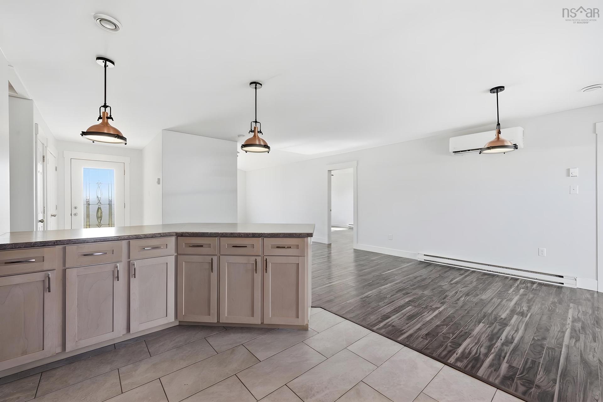 281 Heselton Drive, Ostrea Lake, NS - Indoor