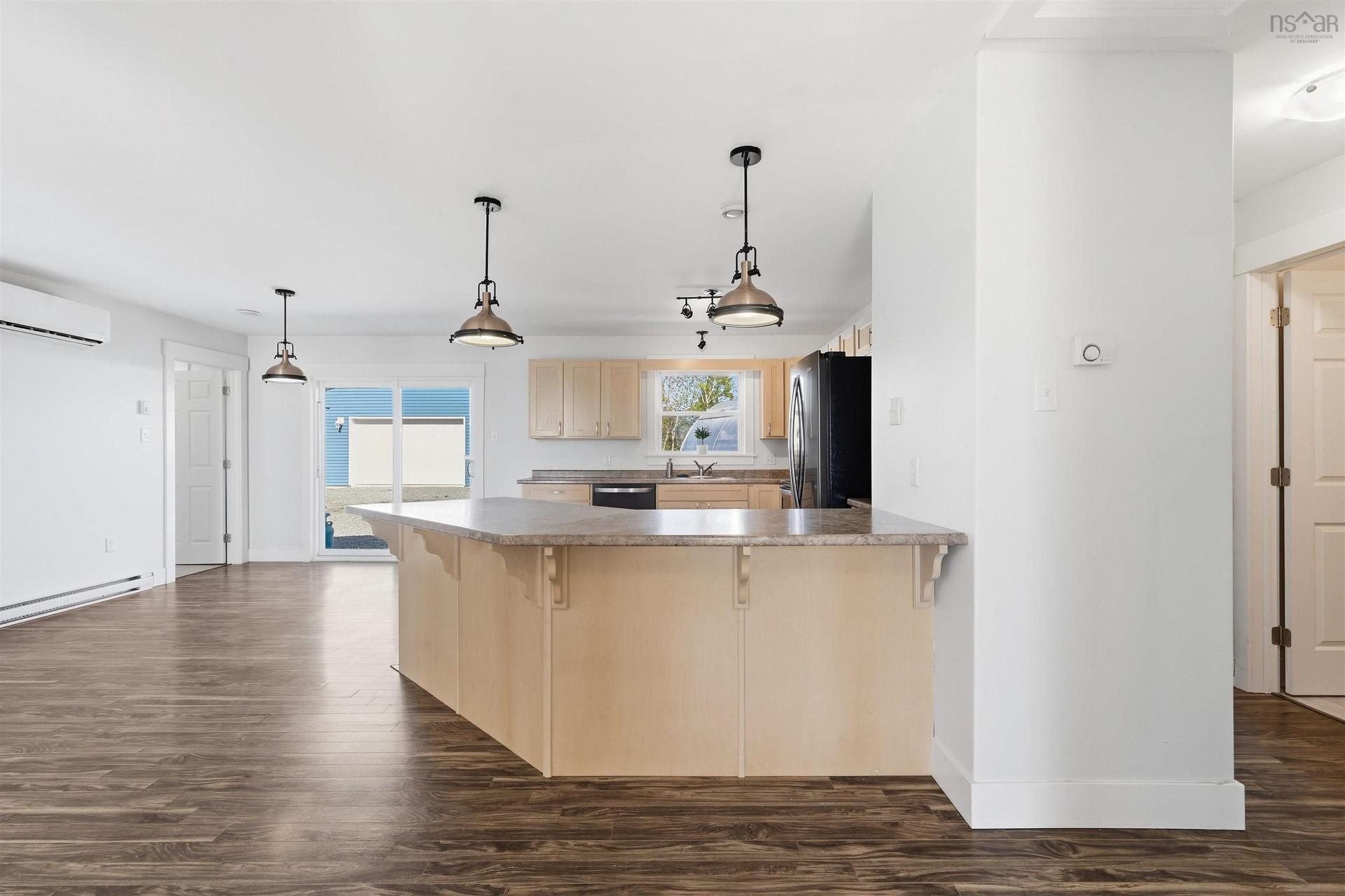 281 Heselton Drive, Ostrea Lake, NS - Indoor Photo Showing Kitchen